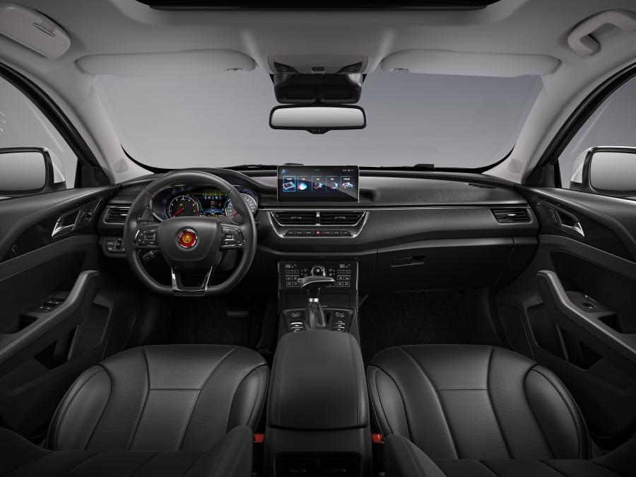 Торпедо Hongqi H5 2017 года  (фото 16 из 32)
